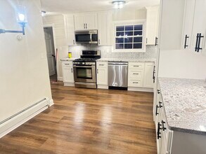 2525 W Abbott Ave in Milwaukee, WI - Building Photo - Building Photo