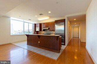 23 S 23rd St in Philadelphia, PA - Building Photo - Building Photo