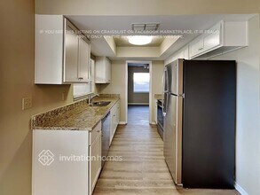 2612 Orangewood Ct in Palm Harbor, FL - Foto de edificio - Building Photo