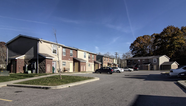 Littlepage Terrace Phase III in Charleston, WV - Building Photo - Building Photo