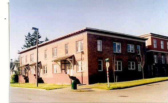 Emmons Apartments in Tacoma, WA - Foto de edificio - Building Photo