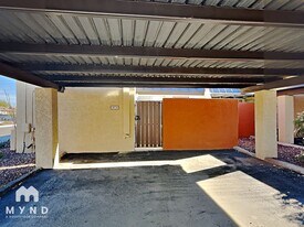 8343 N 59th Dr, Unit 3-037 in Glendale, AZ - Building Photo