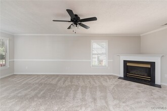 6012 Rose Arbor Ct in Chester, VA - Building Photo - Building Photo
