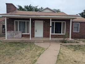 1517 25th St in Lubbock, TX - Building Photo