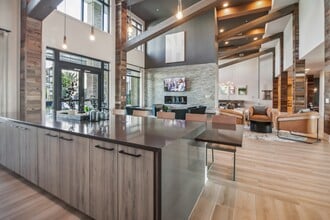 RISE Sereno in Wimauma, FL - Foto de edificio - Building Photo