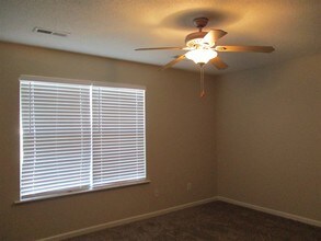 611 Westbury Way in Simpsonville, SC - Foto de edificio - Building Photo