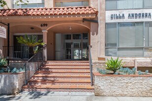 6199 Canterbury Dr in Culver City, CA - Building Photo