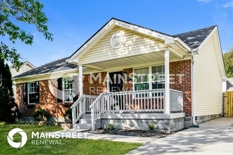 8906 Greenmoore Dr in Louisville, KY - Building Photo - Building Photo