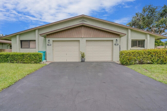 property at 1737 Palmland Dr