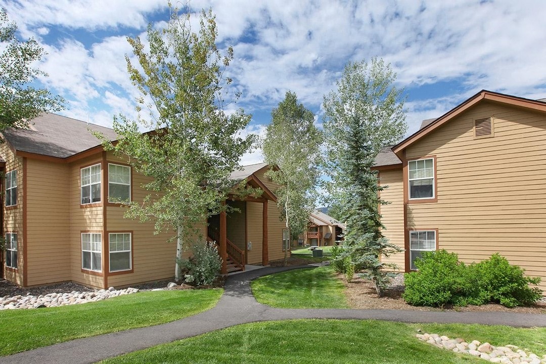 Mountain Village in Steamboat Springs, CO - Building Photo