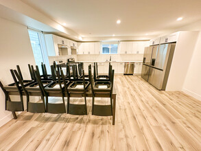 1188 W 37th Dr in Los Angeles, CA - Building Photo - Building Photo