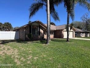 23 Aston Cir in Ormond Beach, FL - Building Photo - Building Photo