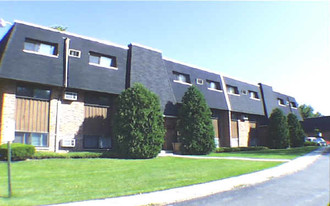 Country Manor Apartments