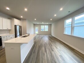 55 Lockwood Dr in Bluffton, SC - Building Photo - Building Photo