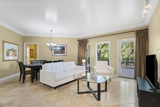 30 Strada Di Villaggio in Henderson, NV - Building Photo - Building Photo