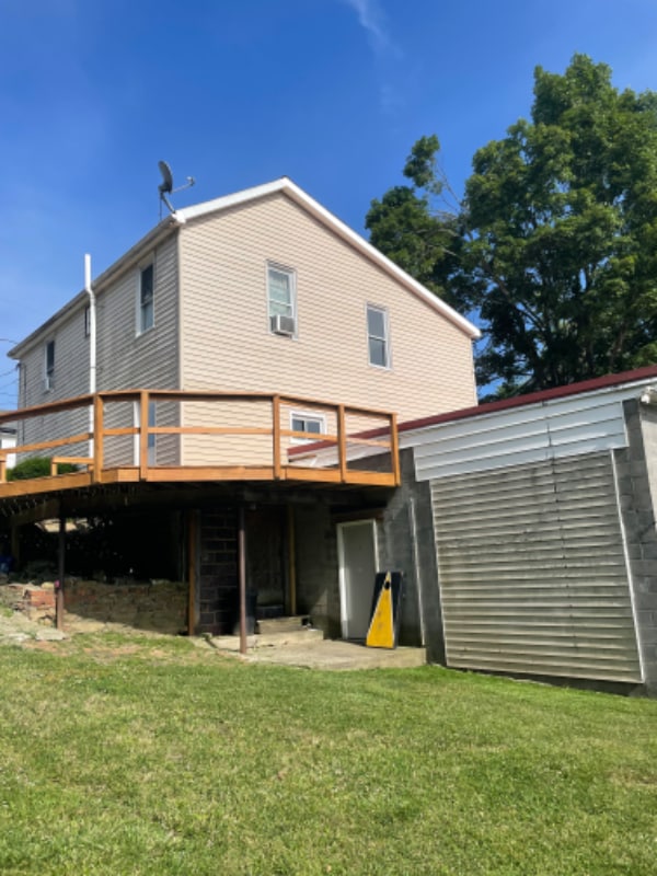 1102 Van Meter Way in West Liberty, WV - Building Photo - Building Photo