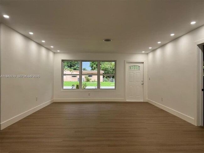 property at 370 NW 43rd Ave