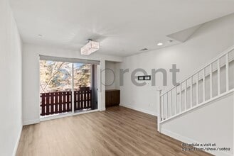 5533 Great Oaks Pky in San Jose, CA - Building Photo - Building Photo