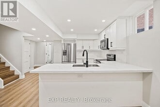 19 Masters Green Crescent in Brampton, ON - Building Photo - Building Photo