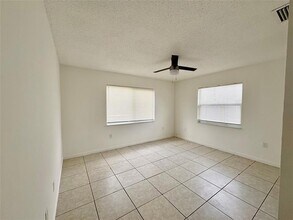 20421 NW 32 Ct in Miami Gardens, FL - Building Photo - Building Photo