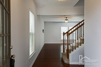 332 Hardy Ives Ln in Lawrenceville, GA - Building Photo - Building Photo