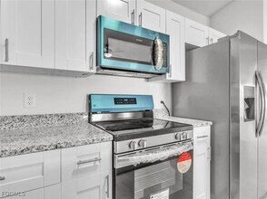 4622 SW 8th Ct in Cape Coral, FL - Building Photo - Building Photo