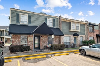 Forest Gate Apartments in Huntsville, TX - Foto de edificio - Building Photo