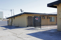 Parkwest Apartments in Las Vegas, NV - Foto de edificio - Building Photo