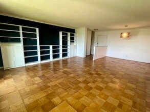 240 M St SE in Washington, DC - Building Photo - Building Photo