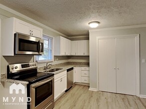 8133 Puckett St SW in Covington, GA - Building Photo - Building Photo