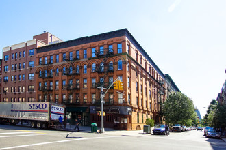 2212 Frederick Douglass Boulevard in New York, NY - Building Photo - Building Photo