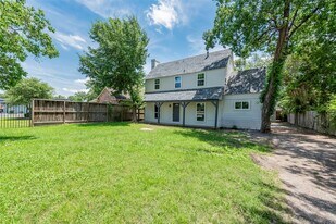 4816 Old Spanish Trl in Houston, TX - Building Photo