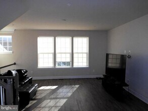 2727 Golden Gate Pl in Waldorf, MD - Building Photo - Building Photo