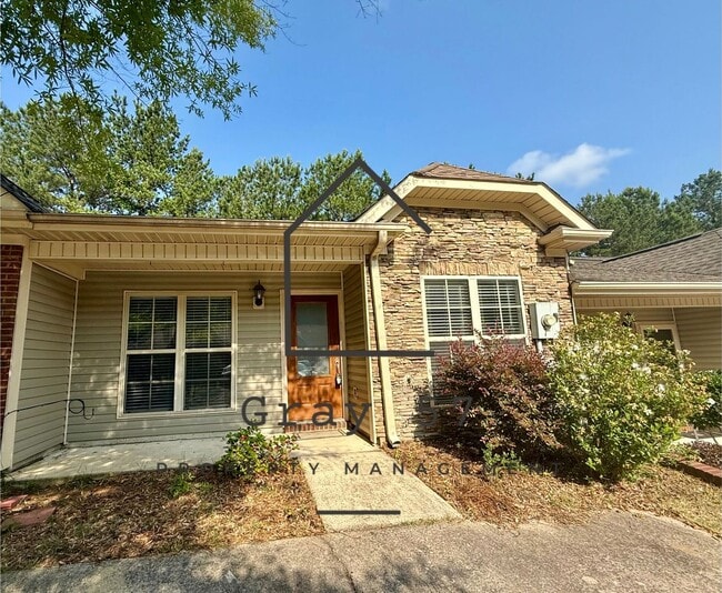 property at 5615 Colony Ln
