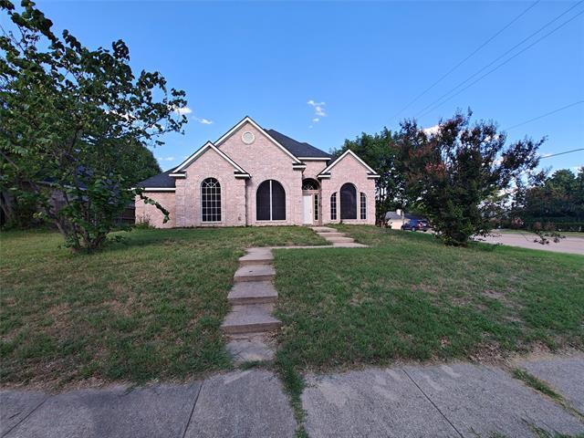 property at 8504 Pebblebrook Dr