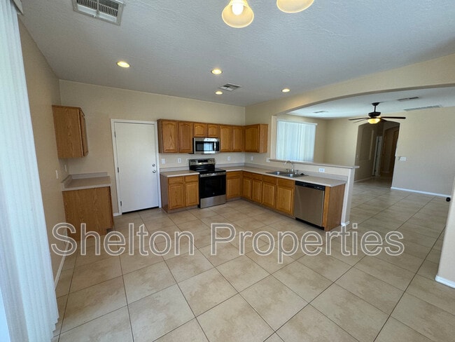 13255 N 153rd Ln in Surprise, AZ - Building Photo - Building Photo