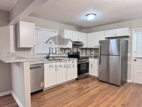 5920 Crepe Myrtle Ct in Raleigh, NC - Building Photo - Building Photo