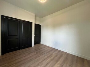 1075 Irving St in Denver, CO - Building Photo - Building Photo