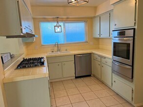 809 Jennifer Ct in Santa Maria, CA - Building Photo - Building Photo