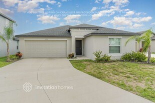 4284 Palatina Way in North Fort Myers, FL - Building Photo