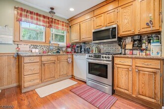 15 Green St in Franklin, NJ - Building Photo - Building Photo