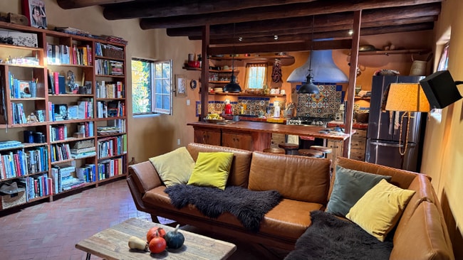 824 Canyon Rd in Santa Fe, NM - Building Photo - Building Photo