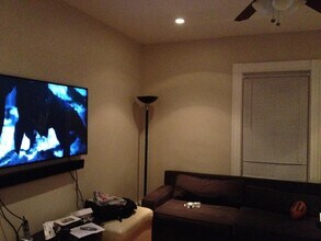 76 Parker Hill Ave, Unit 2 in Boston, MA - Foto de edificio - Building Photo