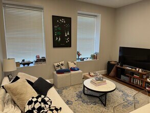 27 Dudley St, Unit 7 in Boston, MA - Building Photo - Building Photo