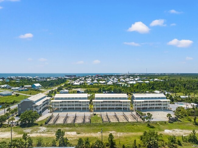 1120 15th St in Mexico Beach, FL - Building Photo - Building Photo