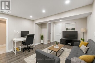 426 Grey Lndg in Milton, ON - Building Photo - Building Photo