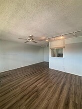 154 Northampton H in West Palm Beach, FL - Foto de edificio - Building Photo