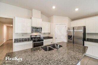 75186 Nassau Station Wy in Yulee, FL - Building Photo - Building Photo