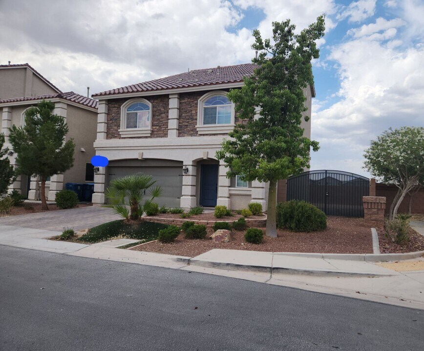 5916 Montana Peak Ave in Las Vegas, NV - Building Photo