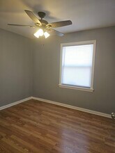 7630 S Jeffery Blvd in Chicago, IL - Building Photo - Building Photo